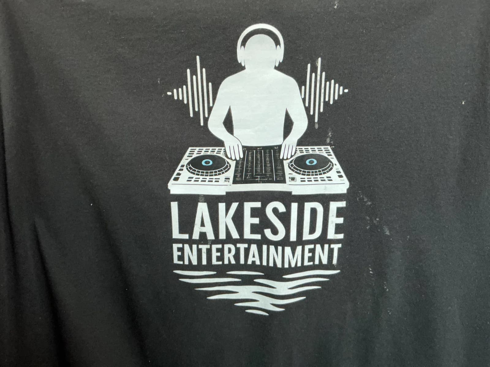 Lakeside Entertainment DJ Services